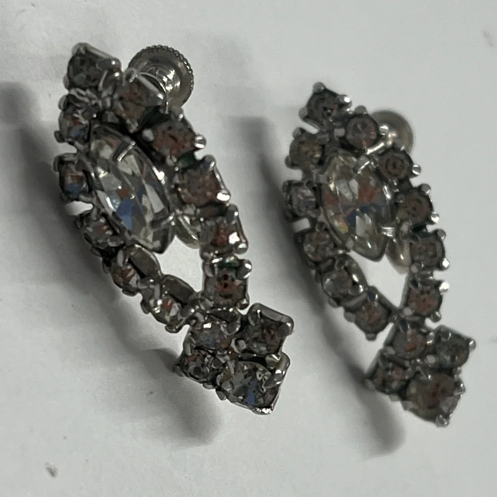 1960’s Vintage Crystal Marquis Shape With Other Crystal Screw Back Clip Earrings
